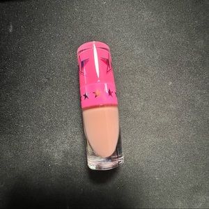 Jeffrey Star Liquid Lipstick in I’m Nude